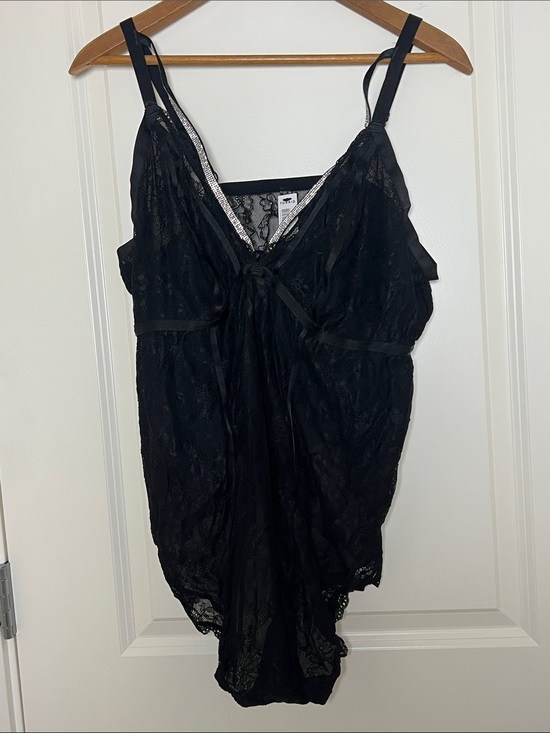 torrid Other - Torrid Black Lace Bodysuit Size 4 (4X/26) New with Tags